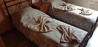 Отель Готельний комплекс WindHill Киев Двухместный номер с 2 отдельными кроватями-1